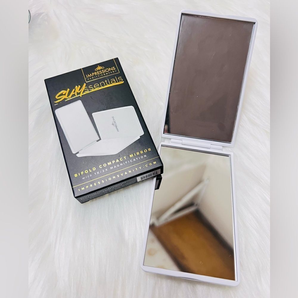 SLAYssentials Bifold Compact Mirror - Picture 3 of 3